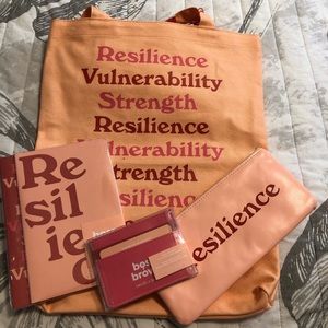 Limited Edition NWT Ban.dō x Benefit Set